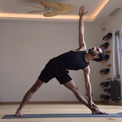 Vinyasa - Kundalini Yoga